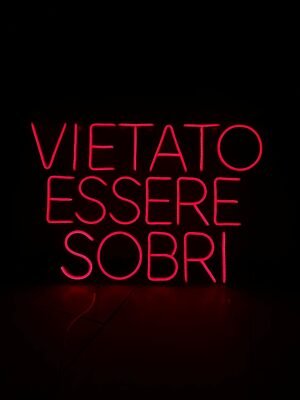 Vietato Essere Sobri